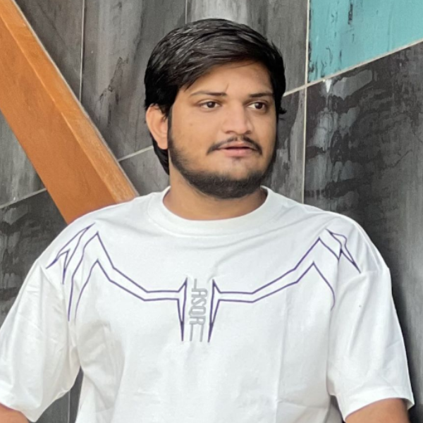 Nil Vaghasiya